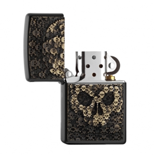 Zippo Skulls in skull mat zwart