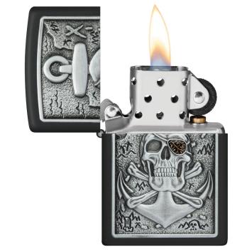 Zippo Skull with Anchor in uitvoering