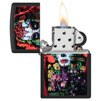 Zippo aansteker Sugar Skull Woman Design open met vlam